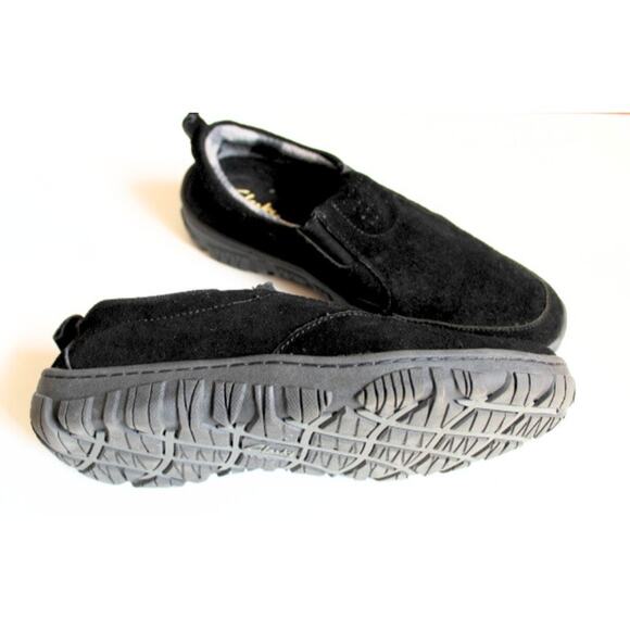 Clarks Comfort Shoe Loafer Womens 8 Black Suede Flannel Lined Hard Sole Slipper - Picture 3 of 6